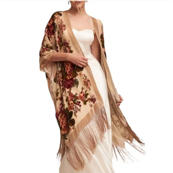 BHLDN Accessories - Anthropologie BHLDN Vintage Roberts Burnout Velvet Floral Silk Kimono